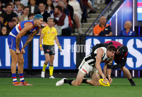 AFL 2025 Round 02 - Footscray v Collingwood - A-57993738