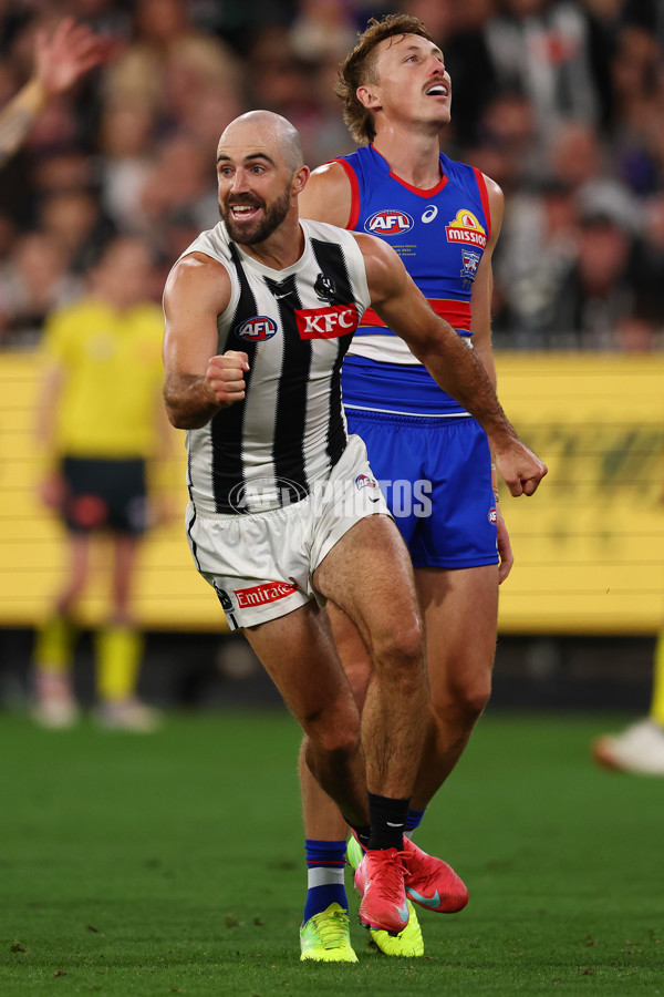 AFL 2025 Round 02 - Footscray v Collingwood - A-57993793