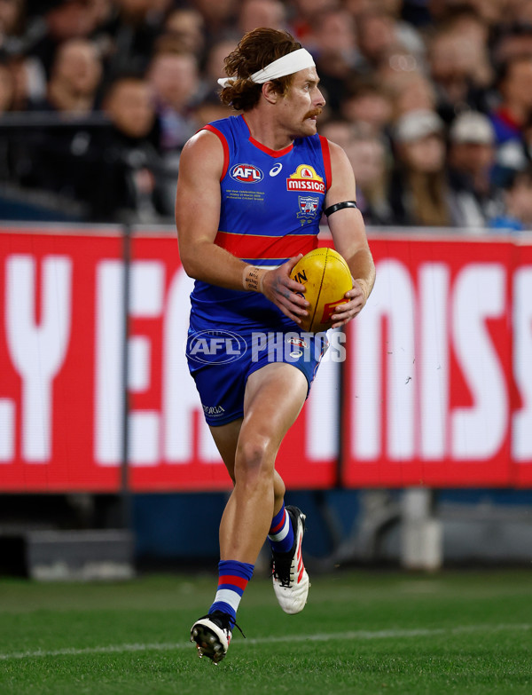 AFL 2025 Round 02 - Footscray v Collingwood - A-57994504
