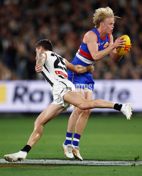 AFL 2025 Round 02 - Footscray v Collingwood - A-57994520