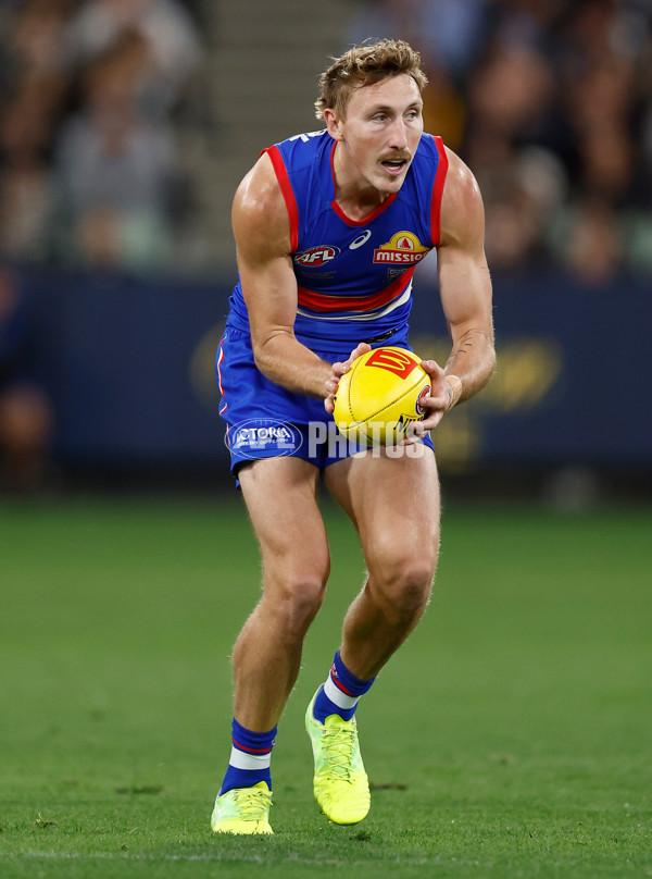 AFL 2025 Round 02 - Footscray v Collingwood - A-57994526