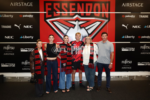 AFL 2025 Round 02 - Essendon v Adelaide - A-57994585