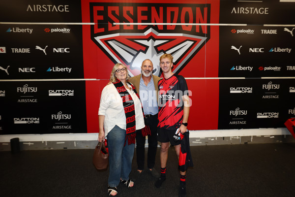 AFL 2025 Round 02 - Essendon v Adelaide - A-57994586