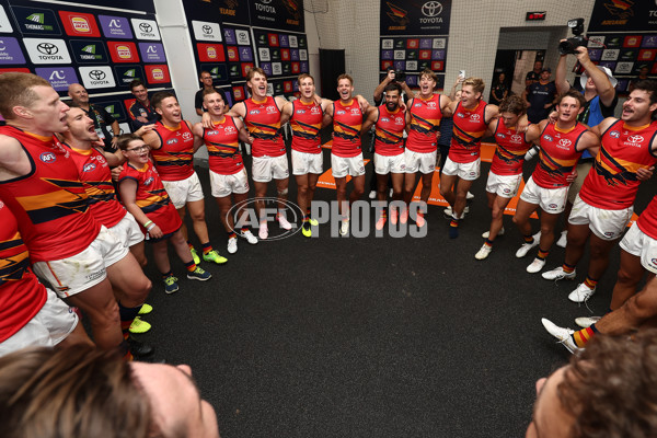 AFL 2025 Round 02 - Essendon v Adelaide - A-58008540