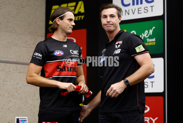 AFL 2025 Round 02 - St Kilda v Geelong - A-58016942