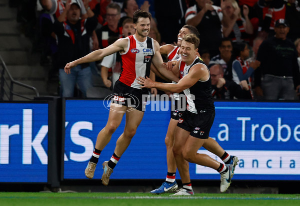 AFL 2025 Round 02 - St Kilda v Geelong - A-58021860