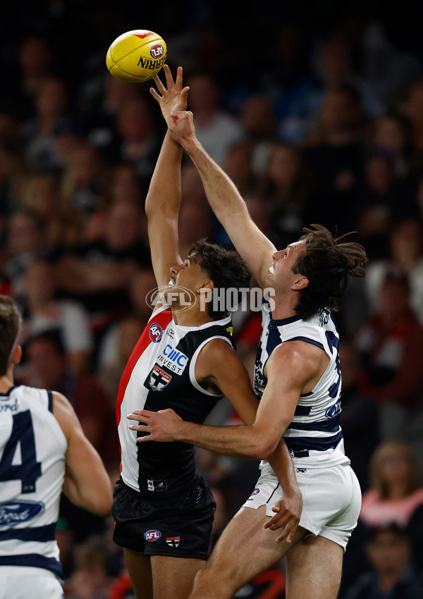 AFL 2025 Round 02 - St Kilda v Geelong - A-58024717