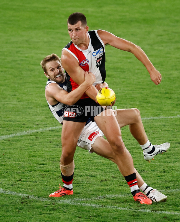 AFL 2025 Round 02 - St Kilda v Geelong - A-58027303