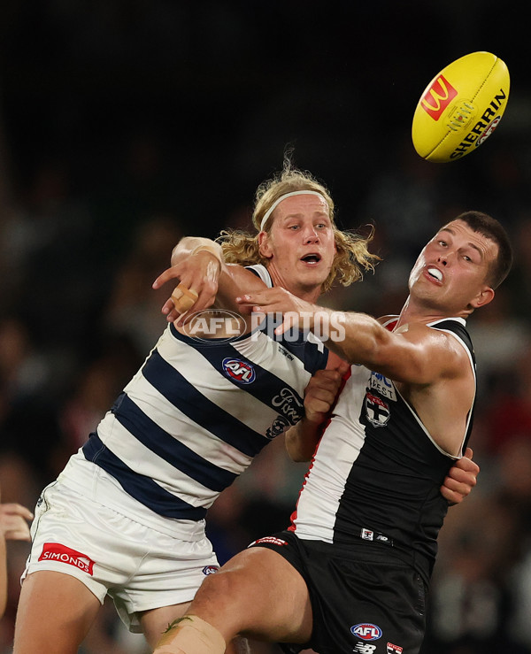AFL 2025 Round 02 - St Kilda v Geelong - A-58029149