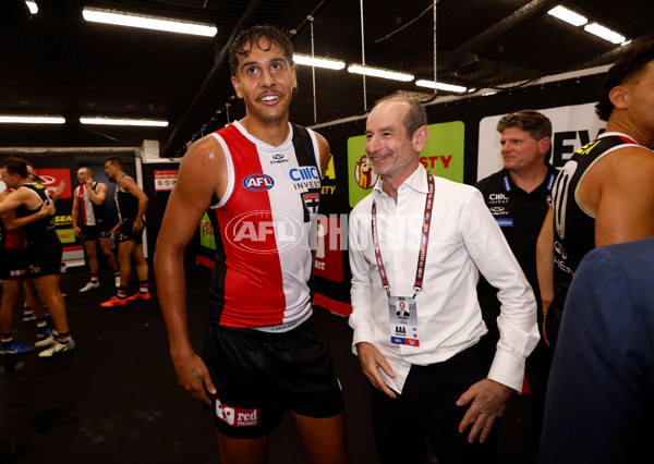 AFL 2025 Round 02 - St Kilda v Geelong - A-58029683