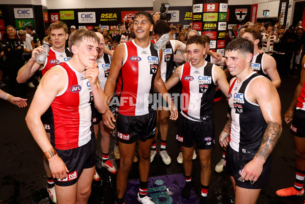 AFL 2025 Round 02 - St Kilda v Geelong - A-58029684