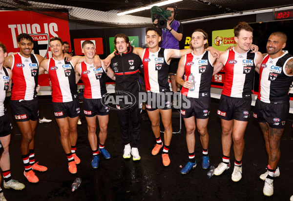 AFL 2025 Round 02 - St Kilda v Geelong - A-58029685