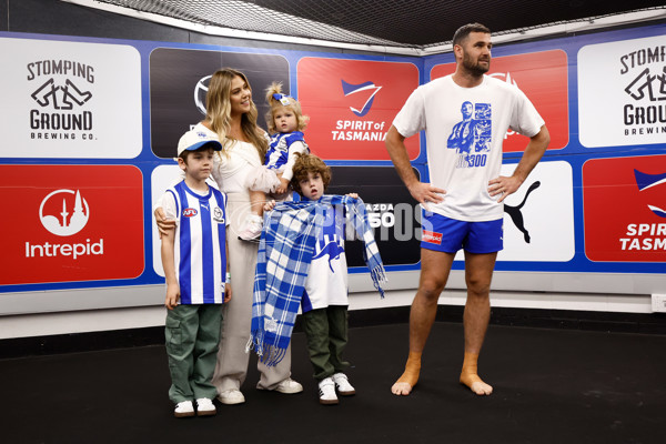 AFL 2025 Round 02 - North Melbourne v Melbourne - A-58034929