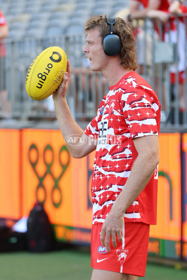 AFL 2025 Round 02 - Fremantle v Sydney - A-58047080
