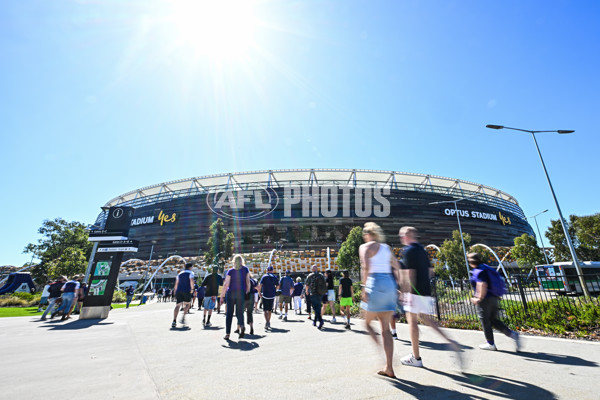 AFL 2025 Round 02 - Fremantle v Sydney - A-58049750