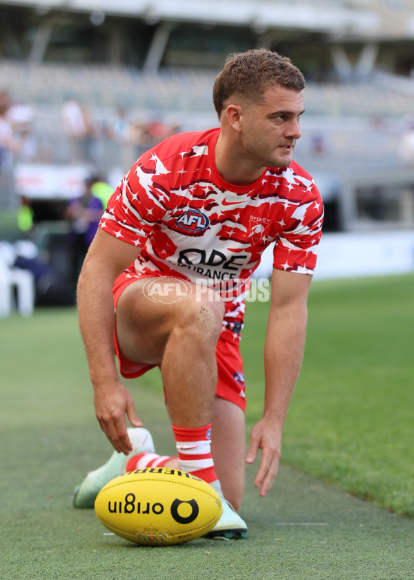 AFL 2025 Round 02 - Fremantle v Sydney - A-58050882