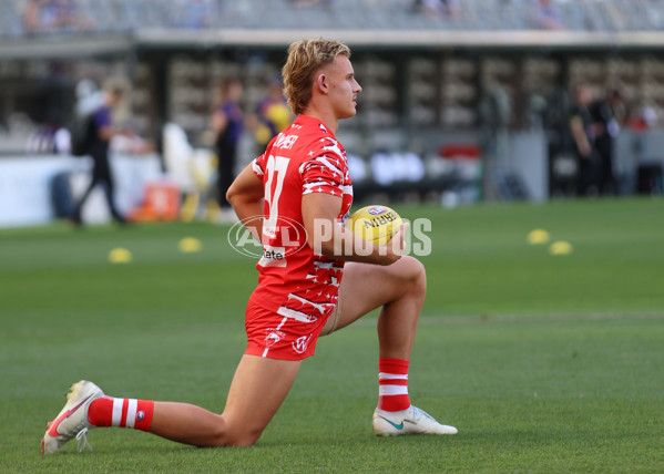 AFL 2025 Round 02 - Fremantle v Sydney - A-58050885