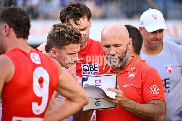 AFL 2025 Round 02 - Fremantle v Sydney - A-58056038