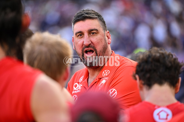 AFL 2025 Round 02 - Fremantle v Sydney - A-58056044