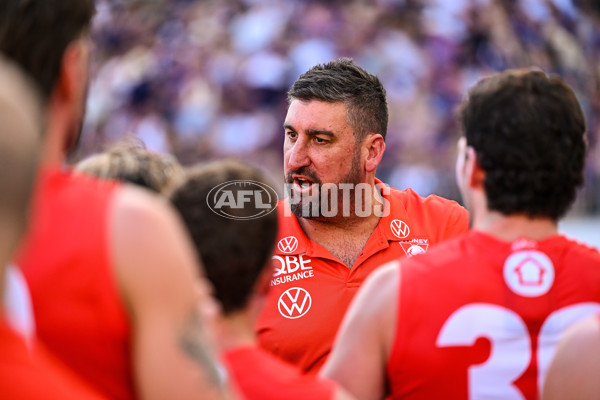AFL 2025 Round 02 - Fremantle v Sydney - A-58056045