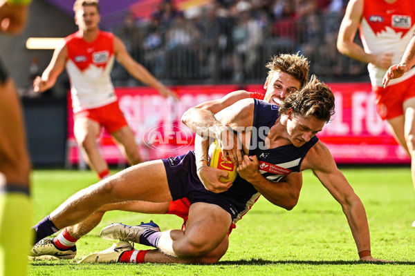 AFL 2025 Round 02 - Fremantle v Sydney - A-58056085