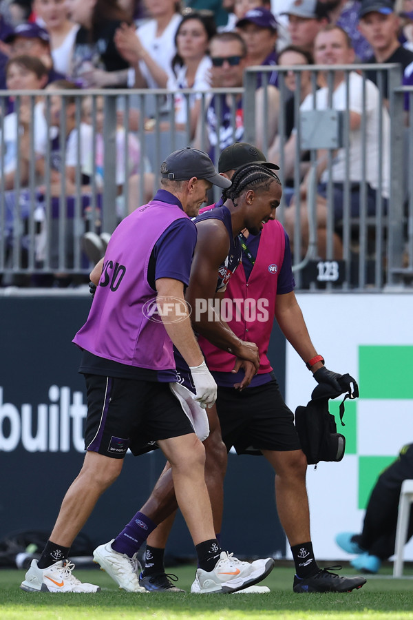 AFL 2025 Round 02 - Fremantle v Sydney - A-58058137