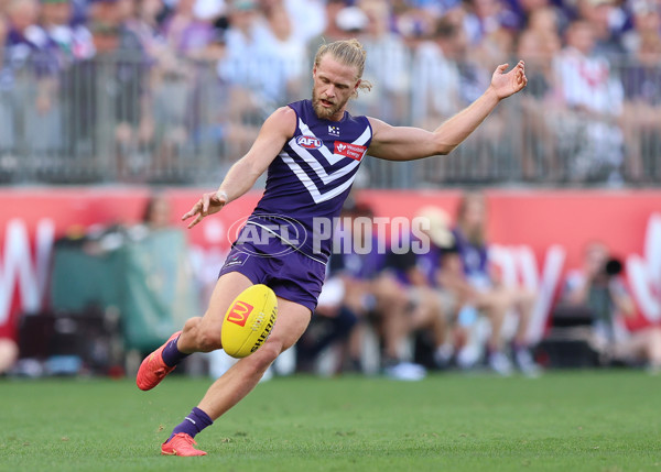 AFL 2025 Round 02 - Fremantle v Sydney - A-58058148