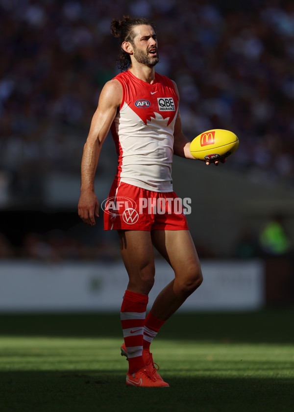 AFL 2025 Round 02 - Fremantle v Sydney - A-58058174