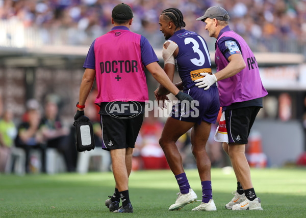 AFL 2025 Round 02 - Fremantle v Sydney - A-58058199