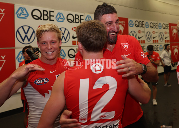 AFL 2025 Round 02 - Fremantle v Sydney - A-58060423