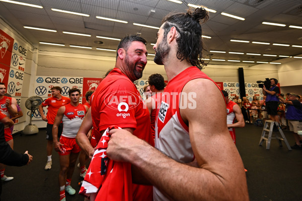 AFL 2025 Round 02 - Fremantle v Sydney - A-58063899