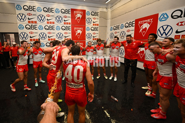 AFL 2025 Round 02 - Fremantle v Sydney - A-58063904