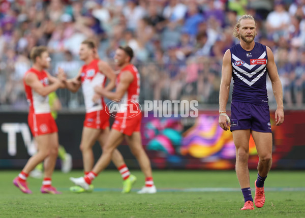 AFL 2025 Round 02 - Fremantle v Sydney - A-58063909