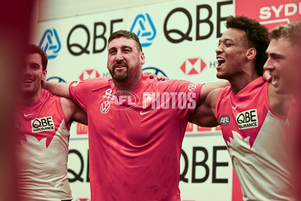 AFL 2025 Round 02 - Fremantle v Sydney - A-58063914