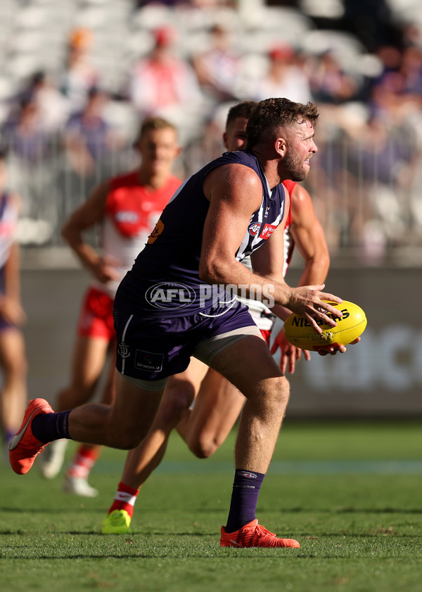 AFL 2025 Round 02 - Fremantle v Sydney - A-58065629