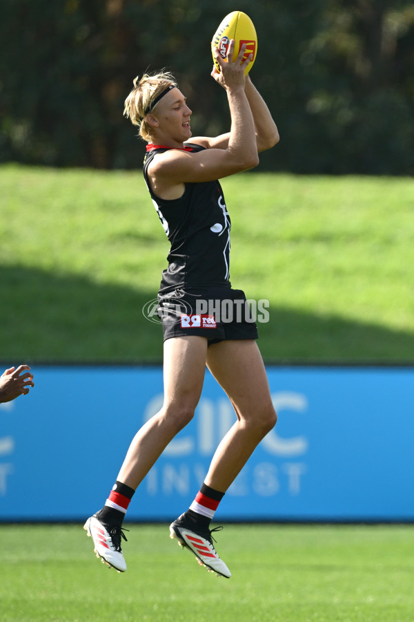 AFL 2025 Training - St Kilda 250325 - A-58065679