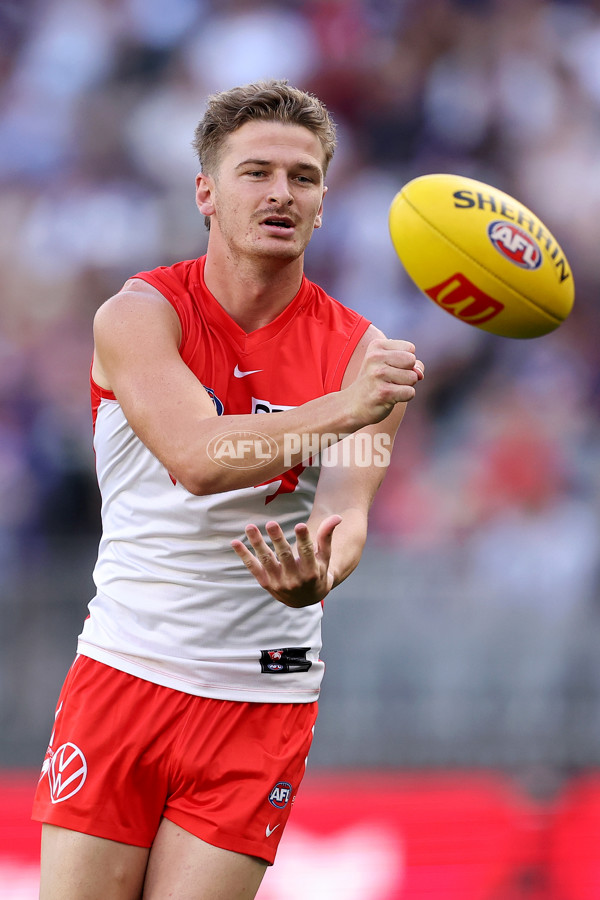 AFL 2025 Round 02 - Fremantle v Sydney - A-58066516