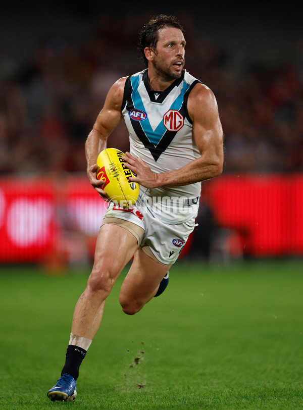 AFL 2025 Round 03 - Essendon v Port Adelaide - A-58155848