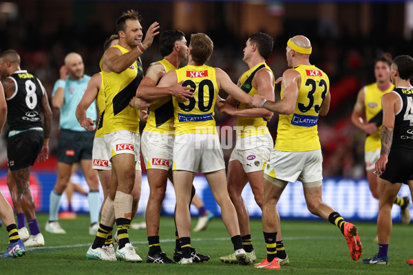 AFL 2025 Round 03 - St Kilda v Richmond - A-58194499