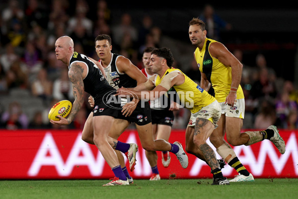 AFL 2025 Round 03 - St Kilda v Richmond - A-58207758