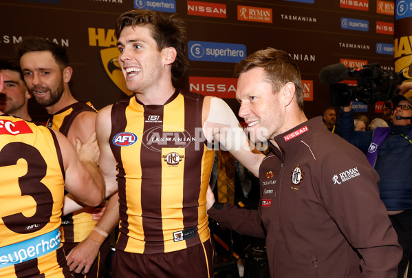 AFL 2025 Round 03 - Hawthorn v GWS - A-58212796