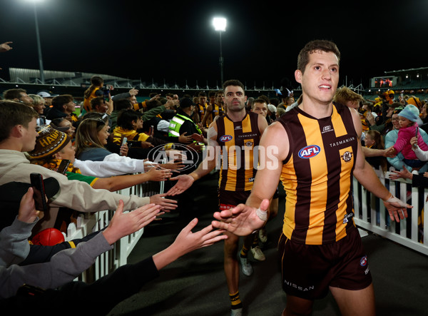 AFL 2025 Round 03 - Hawthorn v GWS - A-58213035