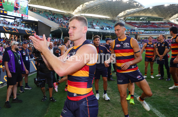 AFL 2025 Round 03 - Adelaide v North Melbourne - A-58232075