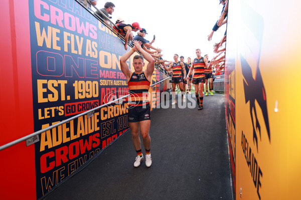 AFL 2025 Round 03 - Adelaide v North Melbourne - A-58232107