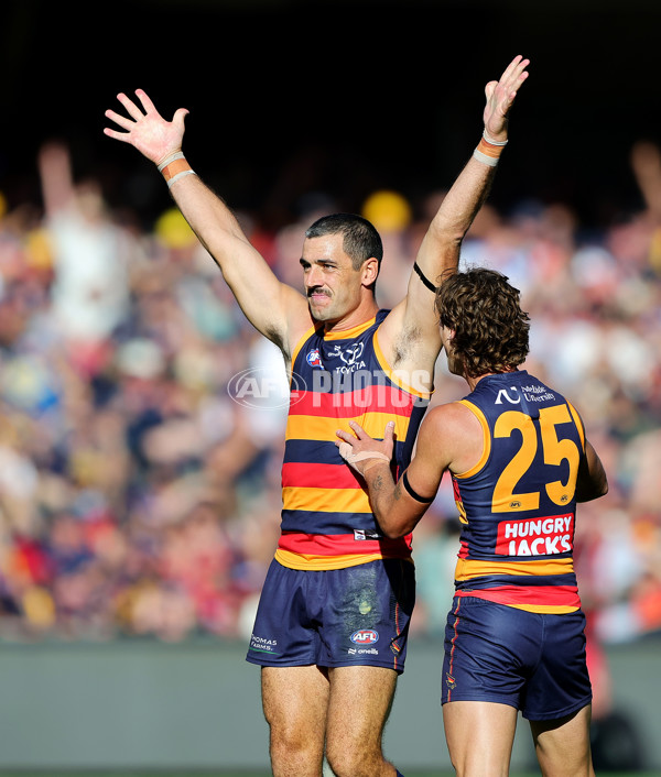 AFL 2025 Round 03 - Adelaide v North Melbourne - A-58239671