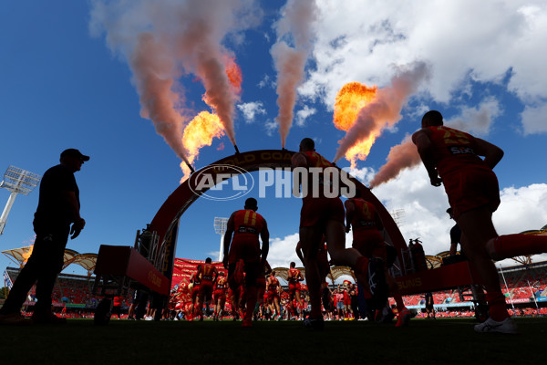 AFL 2025 Round 04 - Gold Coast v Adelaide - A-58360759