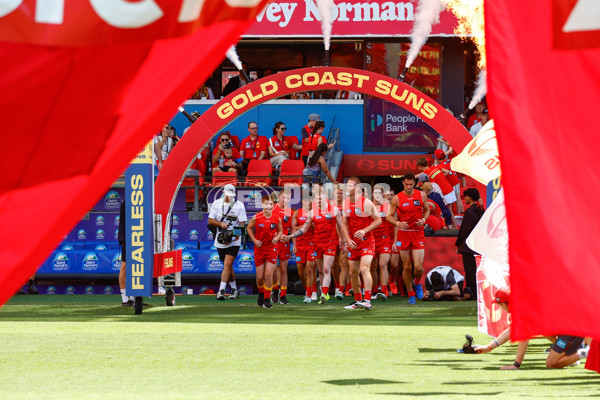 AFL 2025 Round 04 - Gold Coast v Adelaide - A-58360767