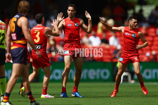 AFL 2025 Round 04 - Gold Coast v Adelaide - A-58360784
