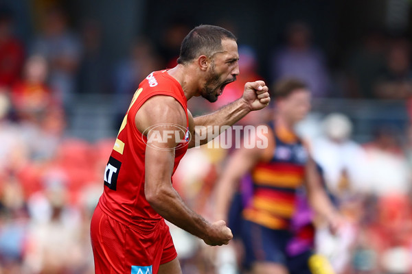 AFL 2025 Round 04 - Gold Coast v Adelaide - A-58360814