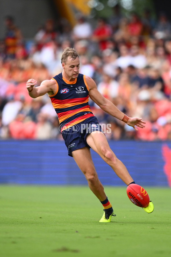 AFL 2025 Round 04 - Gold Coast v Adelaide - A-58360815